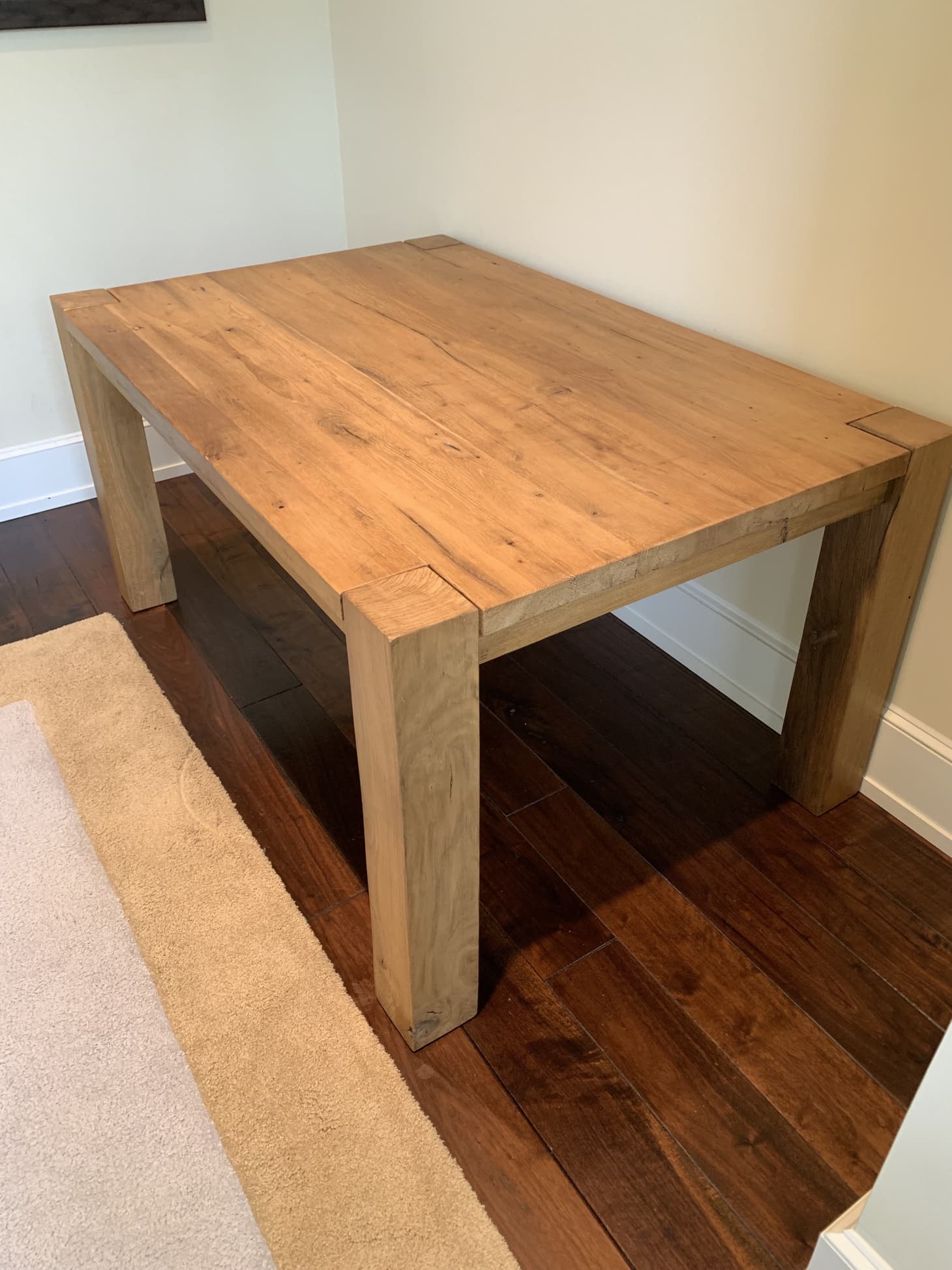 Take a Seat at One of These 7 Dining Tables Available on Bazaar